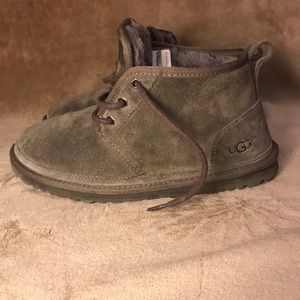 UGG Boots low top